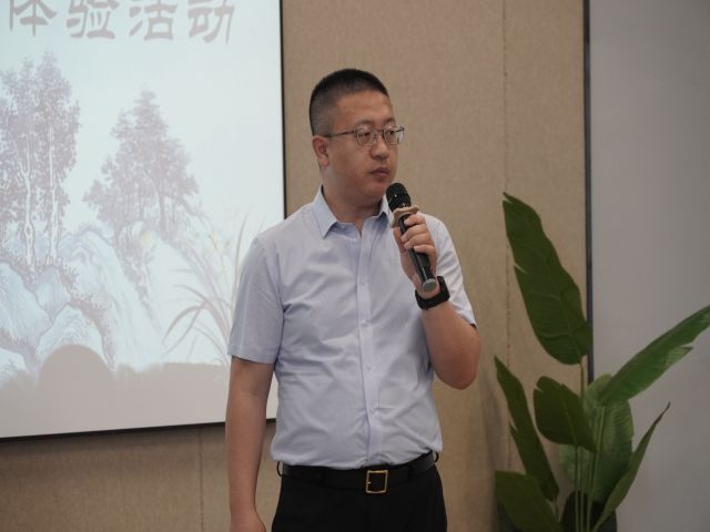 【三下乡】精研古籍修复 弥补时光印迹