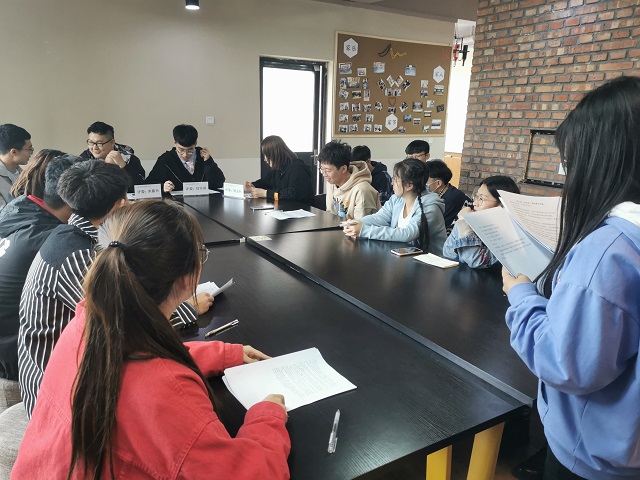 【完满班级】“谁语争锋”主题班级辩论赛——软件1802班完满班级活动