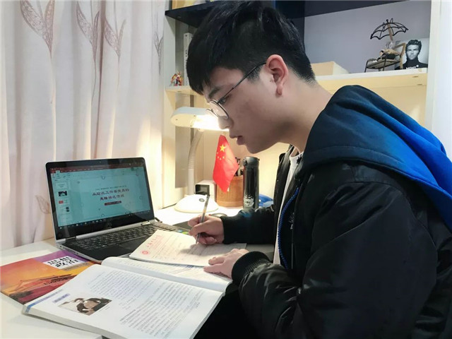 【完满班级】共同守护 共抗疫情——智能工程学院学子防疫勇当先 隔疫不停学