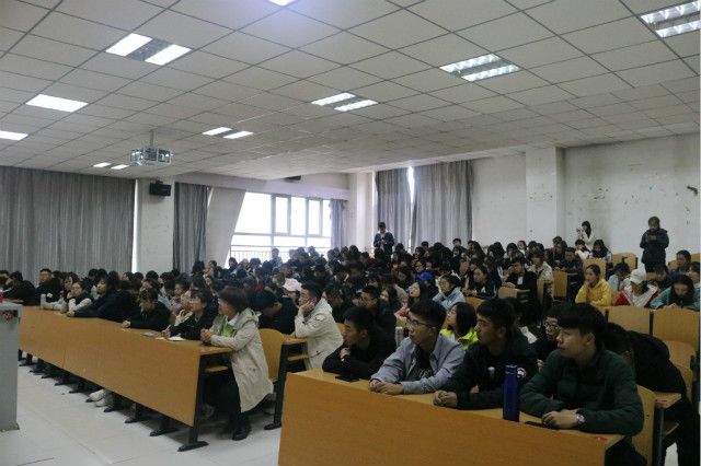 【辅导员说完满】“信”守初衷筑梦成长 “满”怀千秋展望未来