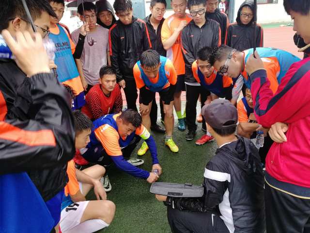 闪光的信院第247期:敢梦敢当的信院男足用行动诠释体育精神