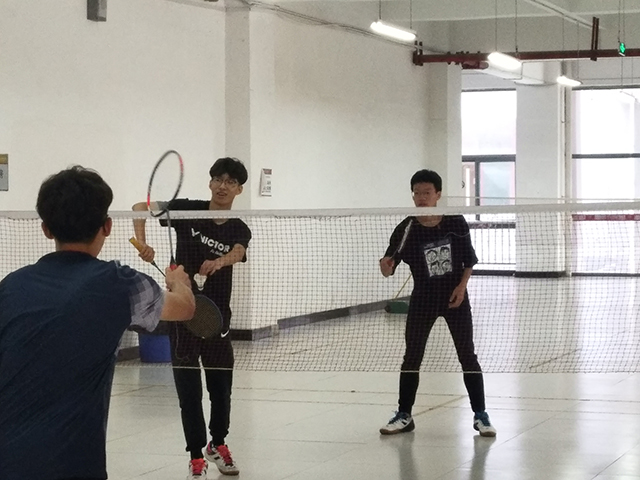 【完满班级】羽动青春——大数据学院、信息工程学院物联1701班举办羽毛球比赛