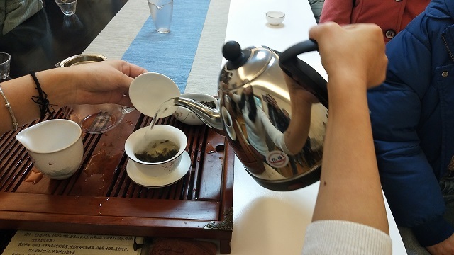 【社团快讯】茶盈杯盏 淡淡茶香暖人心——茶语茶韵社成功举办“知乎学堂”之申时养生茶会