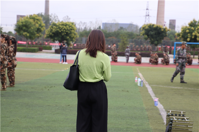 【军训特辑】校园里的一抹新绿是青春最美丽的颜色