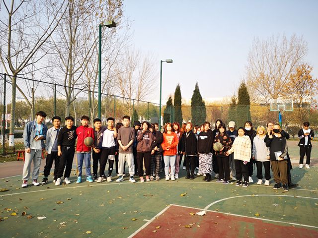 【完满班级】体育精神 坚持可贵——艺术传媒学院视觉1904班“意气风发 斗志昂扬”篮球趣味比赛