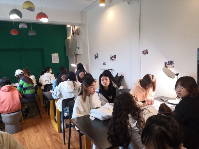 【完满班级】放飞风筝 寄托思念——淬炼·国际商学院财务1903班完满班级活动