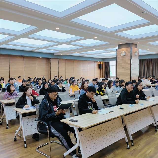 以心焕新 比肩前行——2020-2021学年第一学期团委、学生会各学生组织干部干事见面会陆续开展