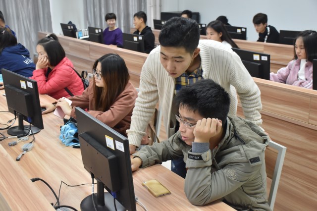 学长计划第457期:展开科学的翅膀 放飞科学的梦想——信息工程系举办第64期学长计划