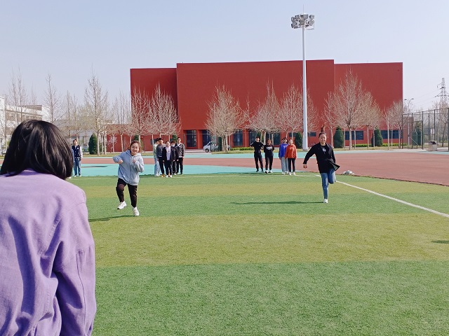 【完满班级】激情岁月 健行青春——淬炼商学院行管2001班完满班级活动