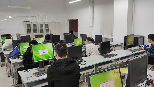 【社团快讯】享受操作过程 助力自我成长