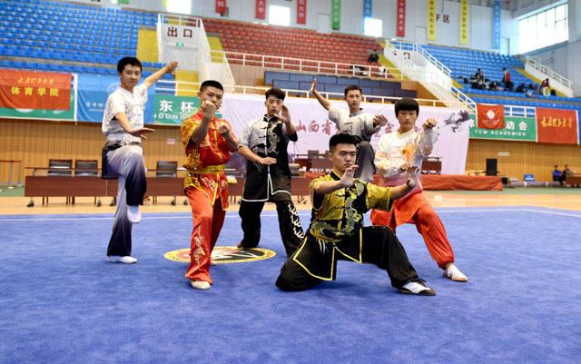 闪光的信院第203期：把每一滴汗水融入梦想——李中奇