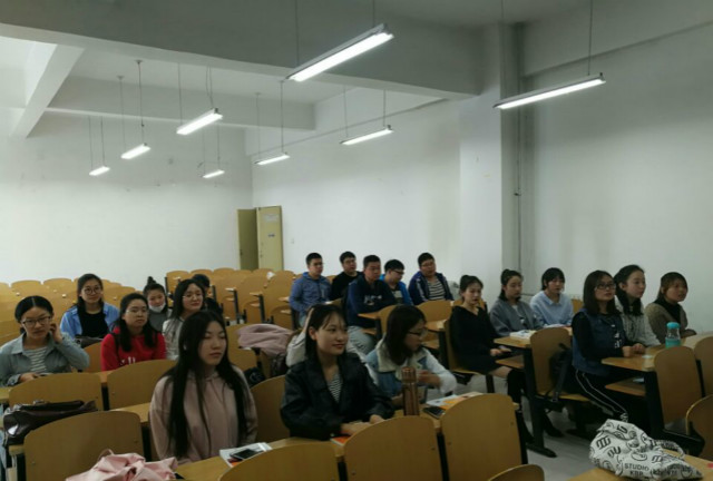 【完满班级】挥洒汗水 挑战青春——淬炼商学院四月完满班级主题活动(二十七)