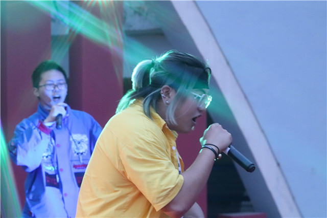 月华初上夜未央 青春似火 等你徜徉——第116期“FREE SUNSHINE”乌马河周末文化广场