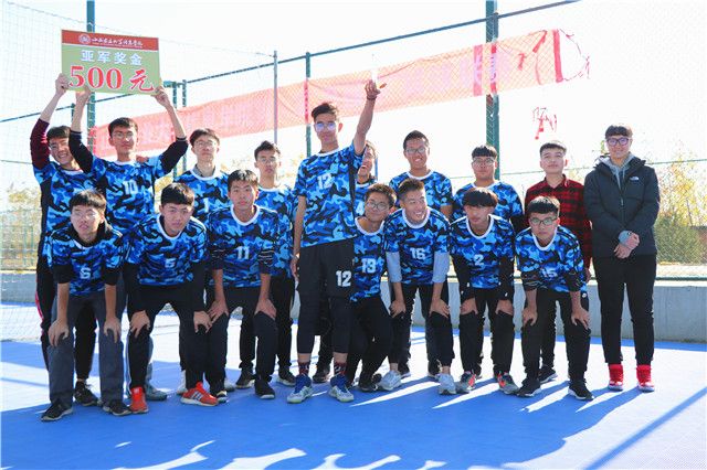 第六届“至强杯”排球联赛顺利举办