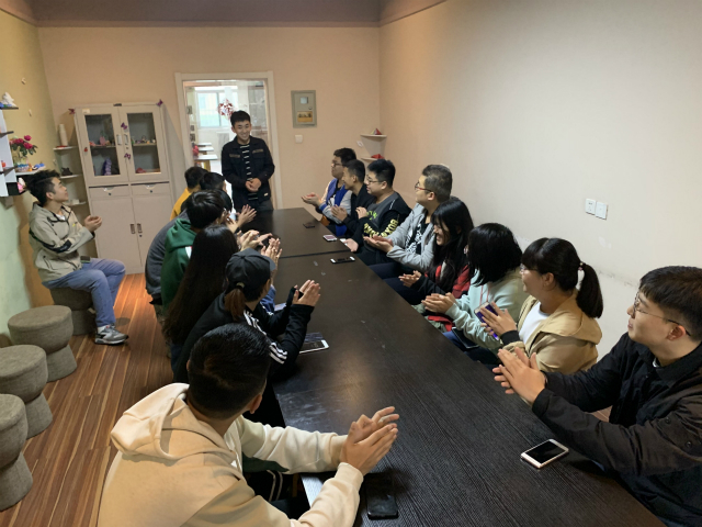 【完满班级】金秋十月 唱响红歌————网工1702班金秋歌曲分享会活动