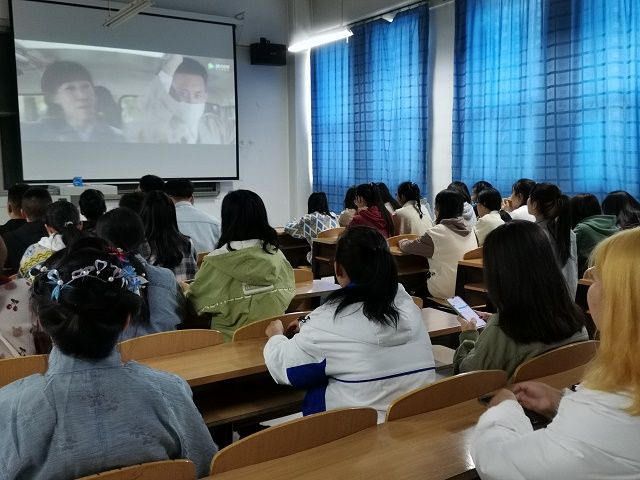 【完满班级】重温红色 经典影片——食品与环境学院园林1901班完满班级活动