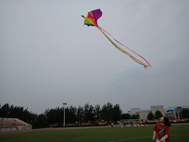 【完满班级】观青春 向前跑——淬炼商学院九月完满班级主题活动（一）