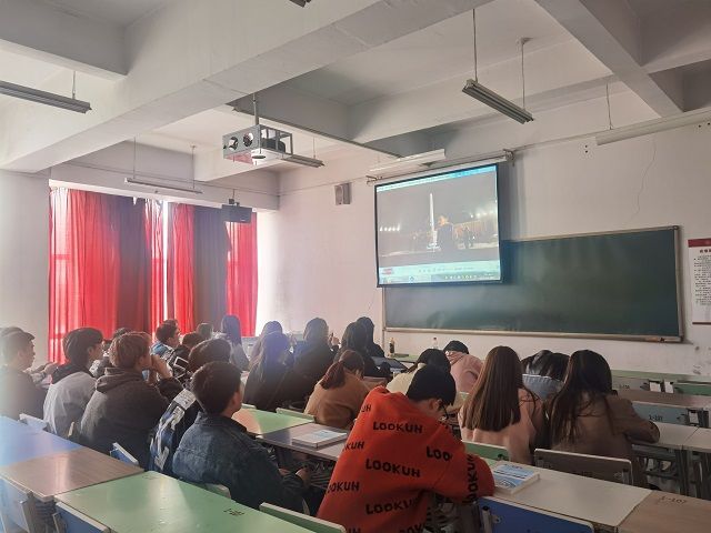 【完满班级】铭记党恩 与时俱进——艺术传媒学院环设2003班完满班级活动