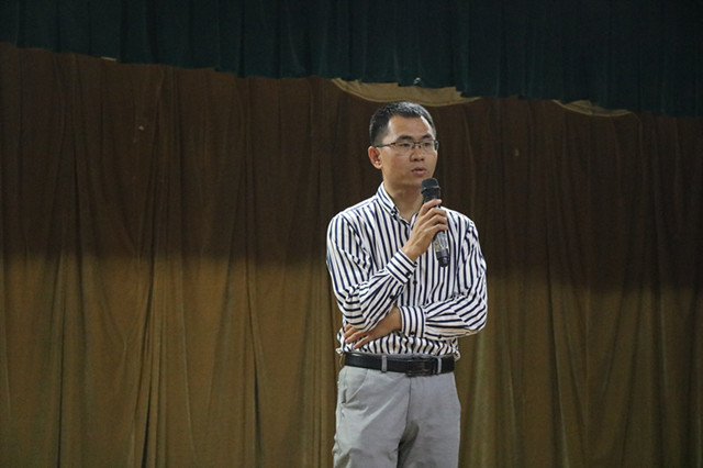 【迎新纪实】最美不过初相见——外语系开展2018级新生见面会