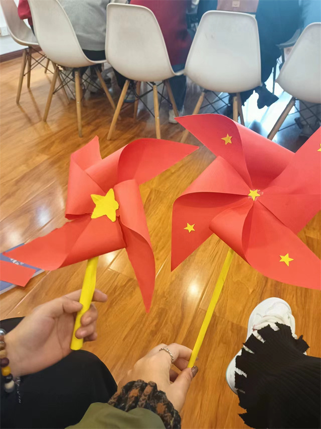 践行青年使命 礼赞祖国华诞——商务英语学院十月上旬完满团支部活动集锦