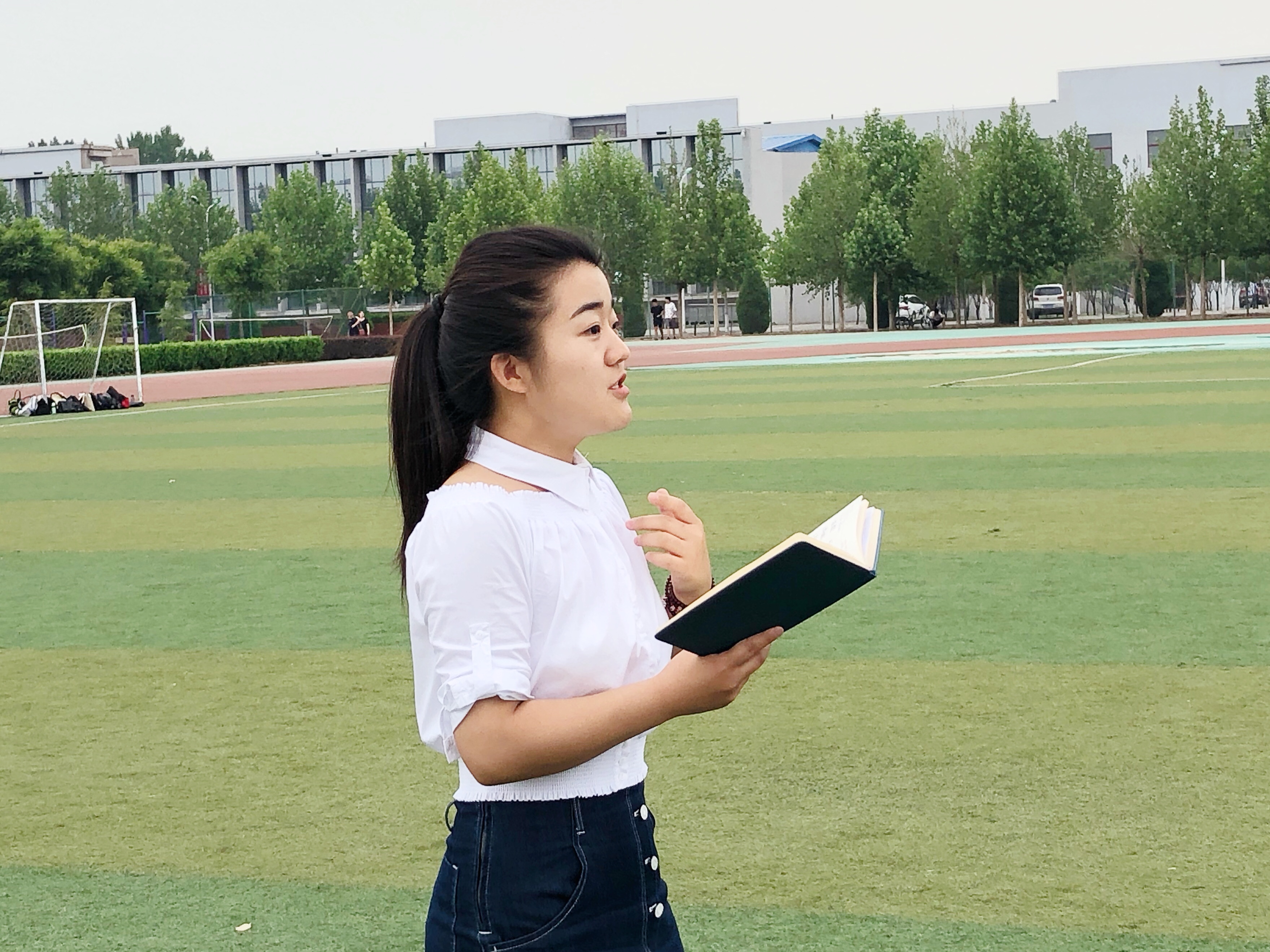 【辅导员说完满】有备无患迎期末 奇思妙想展航拍——远景学院2017级主题年级会