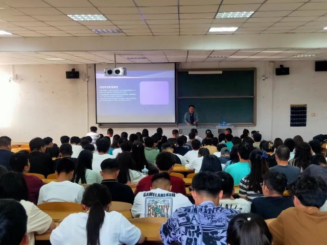 【辅导员说完满】考之以诚 答之以信——大数据学院、信息工程学院2022级计科(专升本)辅导员说完满活动