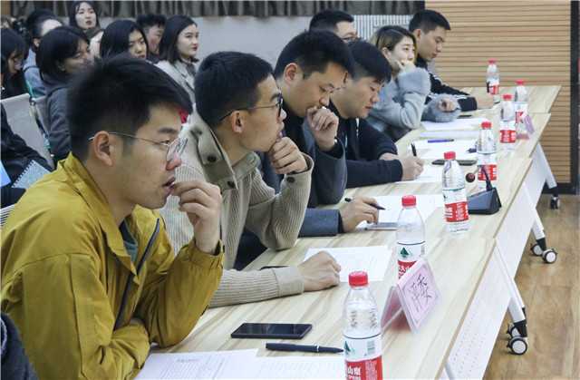 我校“青马工程”完满教育学生骨干培养计划系列活动之第二届“正能量青春”超级演说家隆重举行