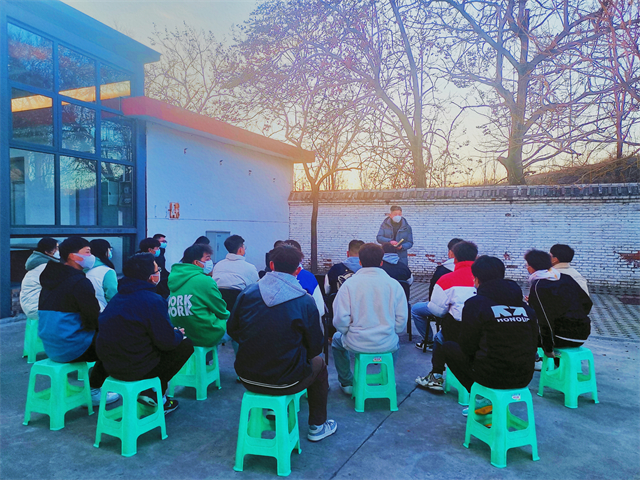 守护凡尘烟火气 奋楫笃行担使命