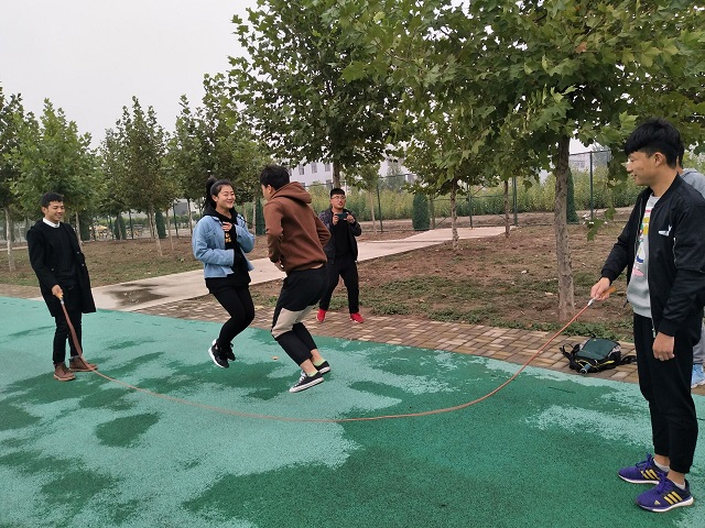 【完满班级】青春无畏 逐梦扬威——食品1701、土管1701、土管1702班举办完满班级主题活动