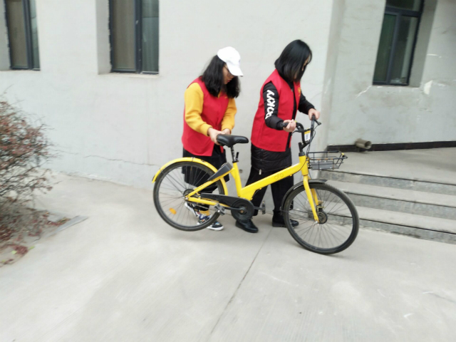 【完满班级】公益 与爱随行——淬炼商学院举办“善行青春”主题活动（四十八）