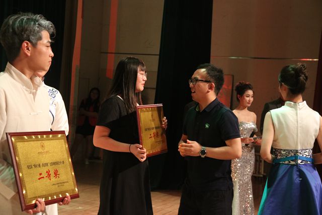 诗色年华 诵响青春——第五届“青年力量·诵读青春”校园朗诵艺术大赛成功举办