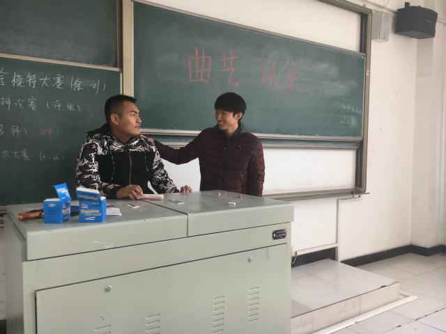 【完满班级】青春飞扬 我最Young——淬炼商学院三月完满班级主题活动(一)