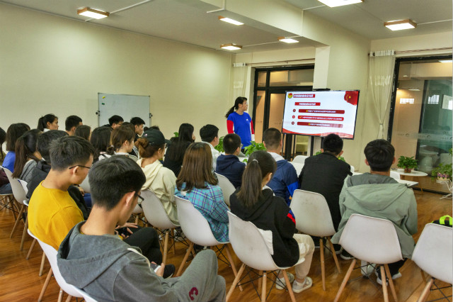 【主题团日】峥嵘岁月回首 五四青春向阳——经济与管理学院四月主题团日活动纪实（二）