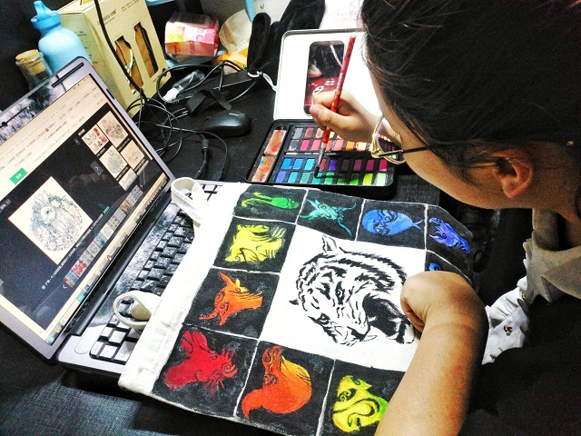 【完满班级】五彩缤纷 布上艺术——艺术传媒学院服装1701完满班级活动