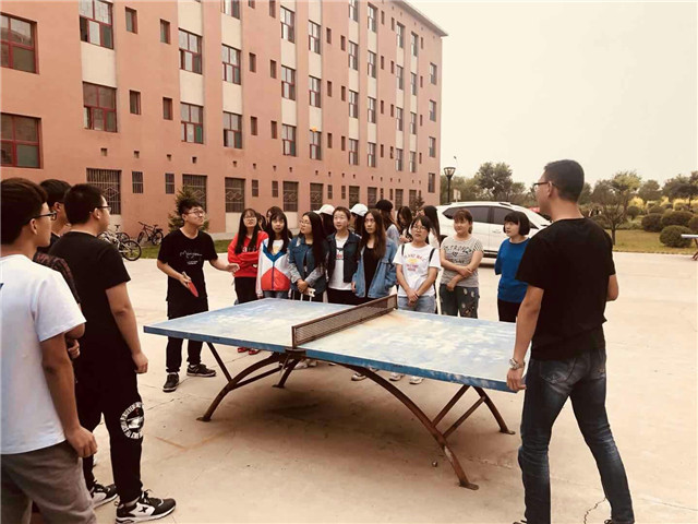 【完满班级】热血乒乓 汗洒青春——淬炼商学院九月完满班级主题活动（十九）