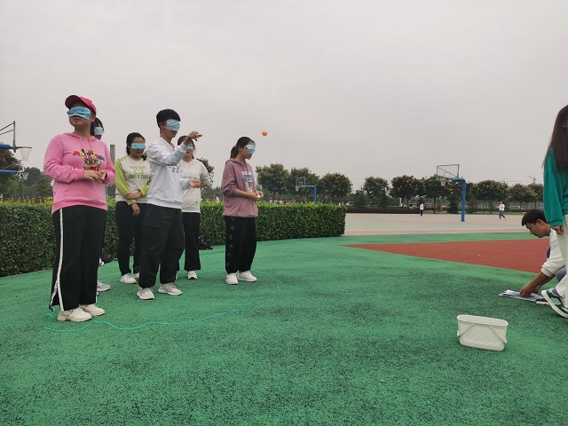 【完满班级】突破思维定势 创建团结班级——食品与环境学院动医2003班完满班级活动