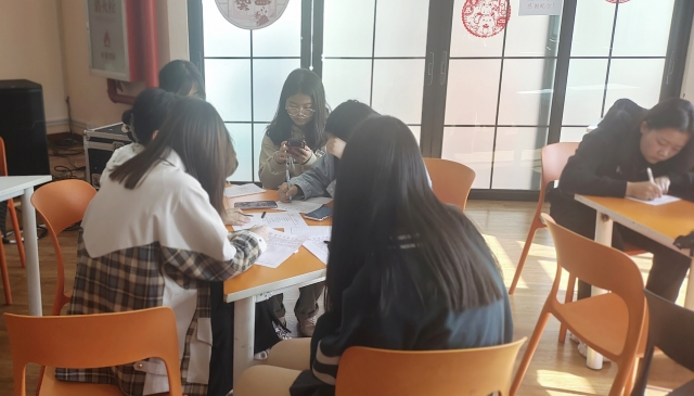 【完满团支部】书法携心 以笔抒情——淬炼·国际商学院财务2104班完满团支部活动