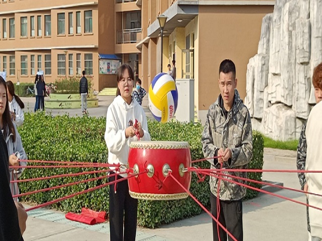 学长计划第907期：携手共进抵风雨 同心共筑心中梦——食品与环境学院“学长计划·百花讲堂”第116期