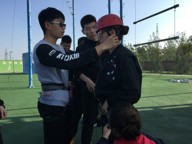 【完满班级】青春是一首歌  在完满中放飞自我——淬炼商学院“体”味青春主题活动（二十九）