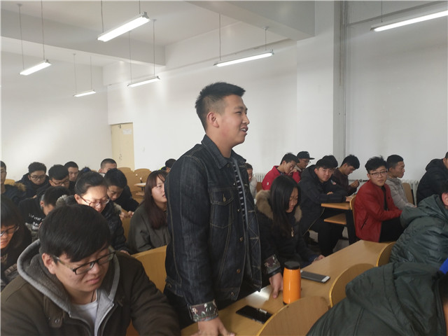 【辅导员说完满】成长就是与不够优秀的自己和解——机电工程系“辅导说完满”完满举行