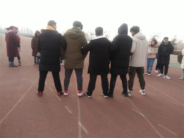 【完满班级】落拓不羁 展翅高飞——艺术传媒学院环设1702班举办完满班级活动