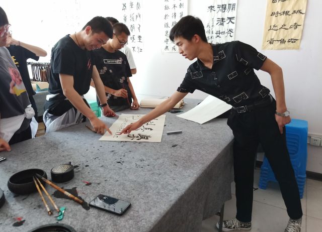 【社团快讯】学长计划第79期:泼墨造物 笔下生花——食品与环境学院“学长计划·百花讲堂”第79期