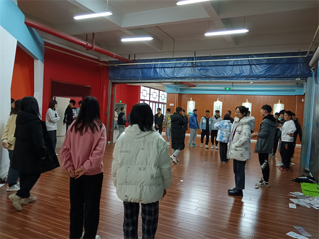 【完满班级】强青春之体魄 健青年之精神——远景2102班完满班级活动