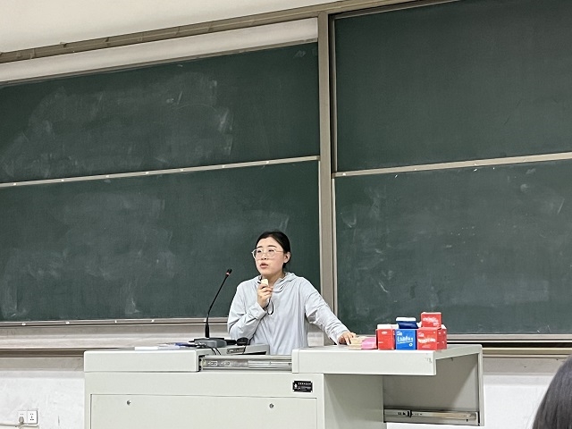 【辅导员说完满】一分钟可以做多少事情——大数据学院、信息工程学院2022级辅导员说完满活动
