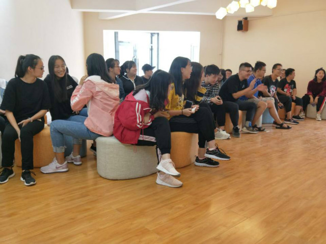 【完满班级】重拾青春的歌——淬炼商学院九月完满班级主题活动（四十五）