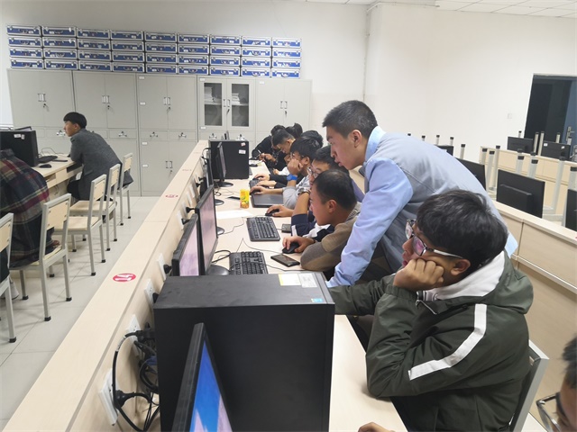 【社团快讯】创意成图 锐意建模——成图建模社第一次建模会成功举办