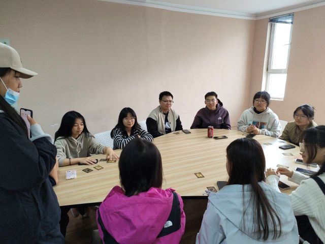 学长计划第1103期:狼人战巅峰 恰是挚友逢——“学长计划·百花讲堂”第147期“狼人对决 以牌会友”