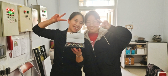 【完满班级】传递爱心 冬日温情——淬炼·国际商学院财务2001班完满班级活动