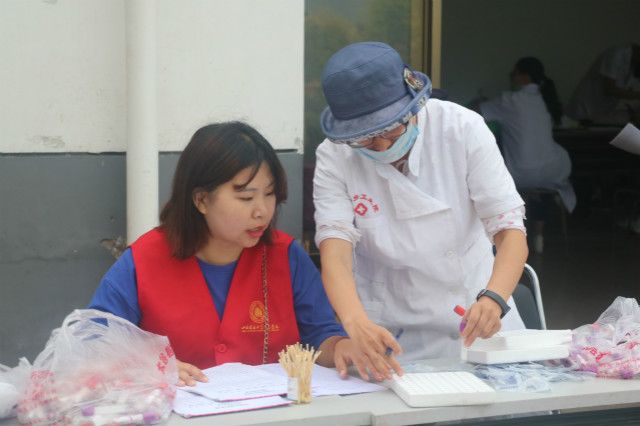 崇德向善 涓滴之水成海洋——外语系“青鸟”志愿服务队下乡支医实践纪实