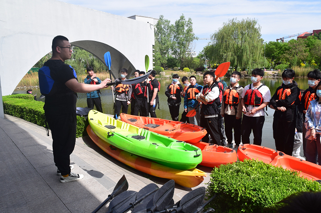 【完满班级】激情畅玩儿 水上团建——远景2102班4月完满班级活动